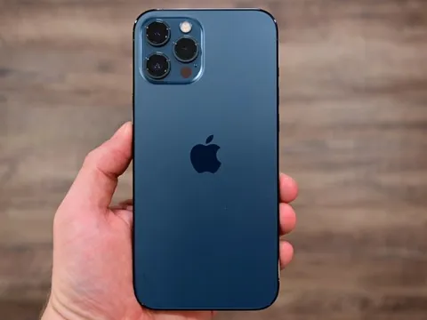 5 chiếc iPhone cũ đáng mua nhất năm 2025