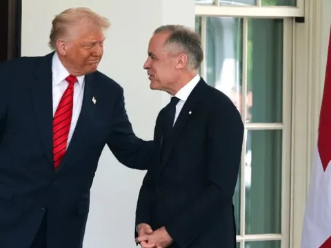 Nóng: Ông Trump tuyên bố chấm dứt mọi đàm phán thương mại với Canada chỉ vì 1 đoạn quảng cáo