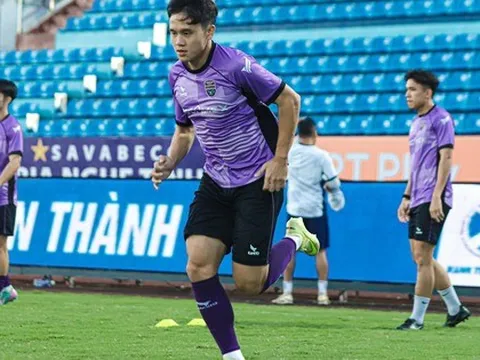 Võ Huy Toàn, Võ Minh Trọng bị "treo giò" ở vòng 8 V-League