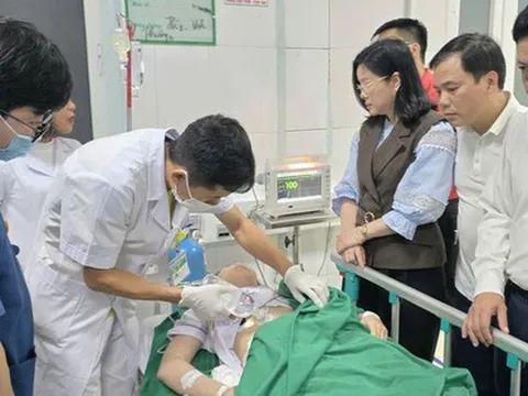 Vụ tấn công nhiều người ở Bệnh viện Sản nhi Nghệ An: Vết thương của ngành y!