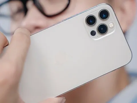 iPhone giảm giá sốc nhất năm, dòng Pro Max "bay" đến 8 triệu đồng