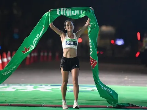 Nhà vô địch SEA Games về nhất tại giải marathon quốc tế Hà Nội 2025