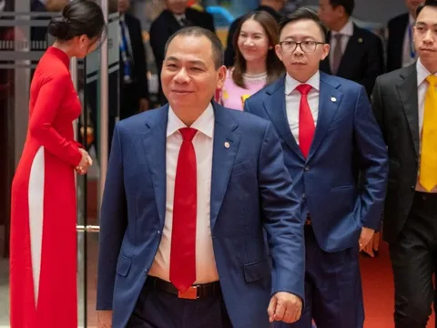 Vingroup thành lập công ty thép Vinmetal nhưng không nắm giữ toàn bộ vốn điều lệ 10 nghìn tỷ đồng, 2 đồng sáng lập nữa là 2 cái tên không xa lạ
