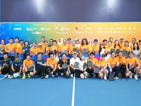 Giải pickleball UAP kết nối và sẻ chia đồng bào khó khăn