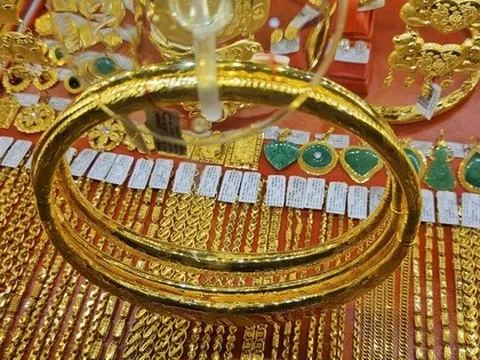 Cuối ngày 27-10, giá vàng nhẫn giảm mạnh