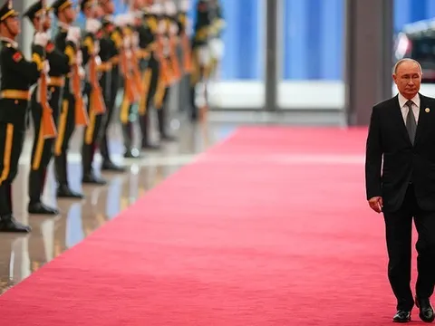 Vì sao nhà báo Mỹ nói ông Putin là nhà lãnh đạo được yêu thích nhất thế giới?