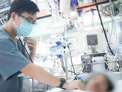 Bệnh viện Chợ Rẫy và Từ Dũ hợp sức cứu người phụ nữ mắc hội chứng "trái tim tan vỡ"