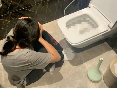 Sáng dậy đi tiểu thấy 4 dấu hiệu này, chỉ sợ tử cung đã CHẤT ĐẦY BỆNH TẬT