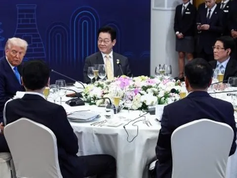 Ông Trump công bố đột phá thương mại với Hàn Quốc trong chuyến công du châu Á