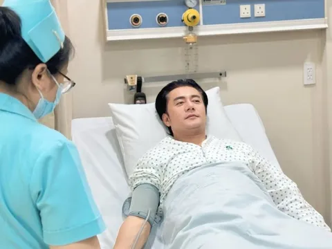 Nam diễn viên "Lật mặt 7" đứt hoàn toàn gân gót chân khi chơi pickleball: Bác sĩ cảnh báo khẩn!