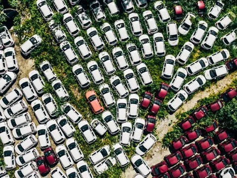 Cái bắt tay có thể làm rung chuyển cho ngành pin xe điện: Người dùng đã có thể yên tâm mua xe?