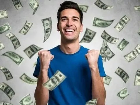 Lãi đột biến 7.000 lần, một công ty ngành điện chốt ngày chia cổ tức "khủng" 250% bằng tiền mặt