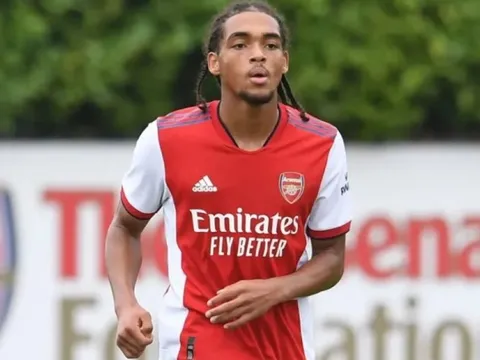 LĐBĐ Malaysia bất ngờ đón tin vui, cựu cầu thủ Arsenal xác nhận một thông tin quan trọng