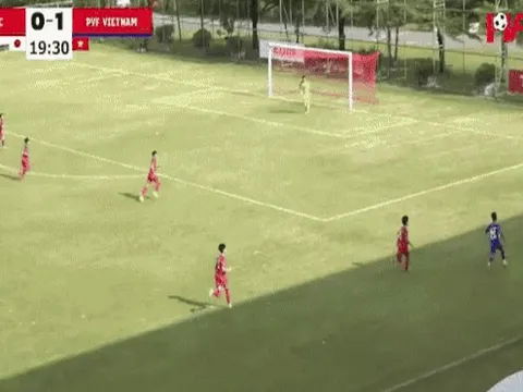 Phản công sắc bén, đội bóng Việt Nam đại thắng 3-0 trước đại diện Nhật Bản