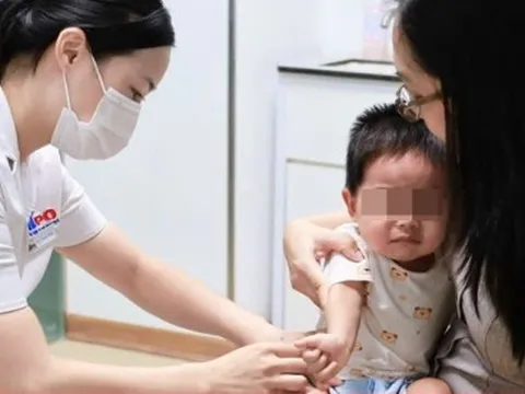 Trẻ nhập viện vì cúm mùa tăng, nhiều ca biến chứng nặng