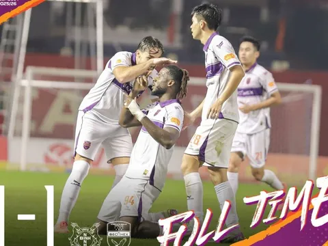 "Siêu phẩm" giúp Becamex TP HCM chia điểm với Ninh Bình FC