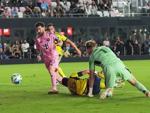 Messi viết tiếp câu chuyện huyền thoại