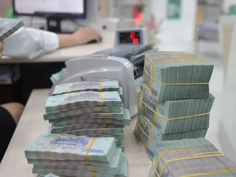 Doanh nghiệp gửi 'núi tiền' ở ngân hàng bất chấp lãi suất thấp