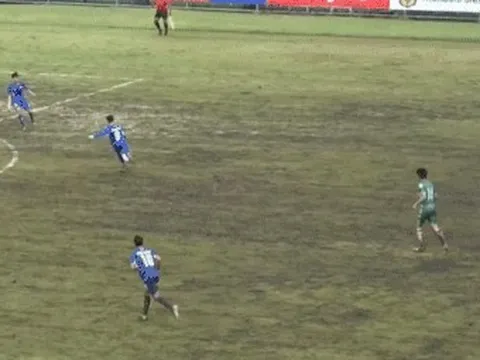 Ngược dòng quả cảm trước đối thủ Thái Lan, đội bóng Việt Nam giành vé vào trận chung kết