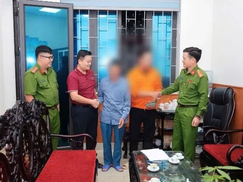 Ngân hàng từ chối làm thủ tục cho người đàn ông 68 tuổi ở Hà Nội chuyển đi 200 triệu đồng: Công an lập tức điều tra