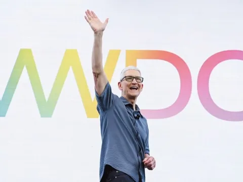 Thế giới nợ Tim Cook 1 lời xin lỗi: Apple chạm mốc 4.000 tý USD bất chấp iPhone đơn điệu, cổ phiếu tăng 40% như phép màu