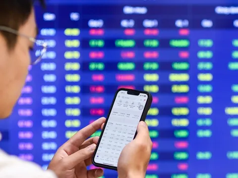 Tin tức sáng 2-11: Mở rộng đường về chùa Vĩnh Nghiêm; Ngân hàng tăng lãi suất phát hành trái phiếu