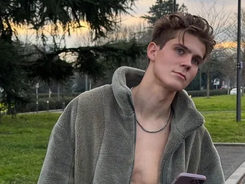 Niềm hy vọng của đội tuyển Olympic bị cấm thi đấu 2 năm vì đăng video tình dục nhạy cảm trên máy bay