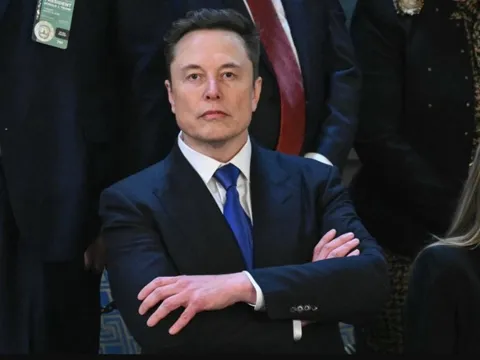 Elon Musk và câu chuyện vị hoàng đế 'không mặc đồ': Khi cảm xúc và kỳ vọng lấn át kết quả kinh doanh