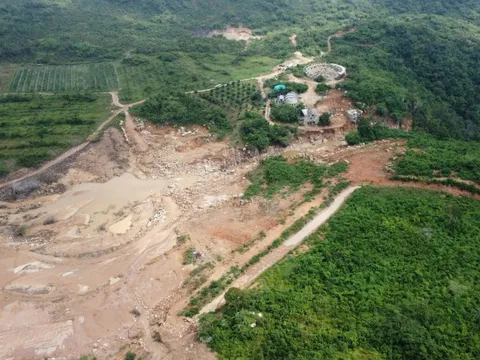 Cận cảnh hiện trường vụ vỡ hồ chứa nước trên núi ở Lâm Đồng