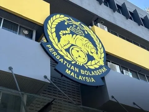 CĐV Malaysia: "Không thể chỉ đổ lỗi FAM, FIFA cũng phải bị phạt vì liên đới trách nhiệm"