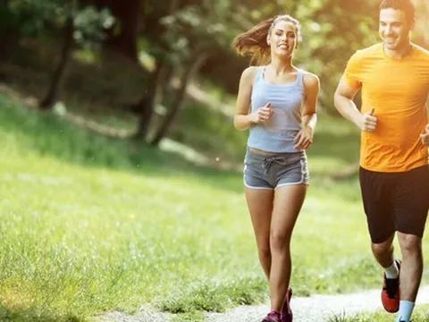 Vì sao nam giới cần tập thể dục nhiều hơn phụ nữ?