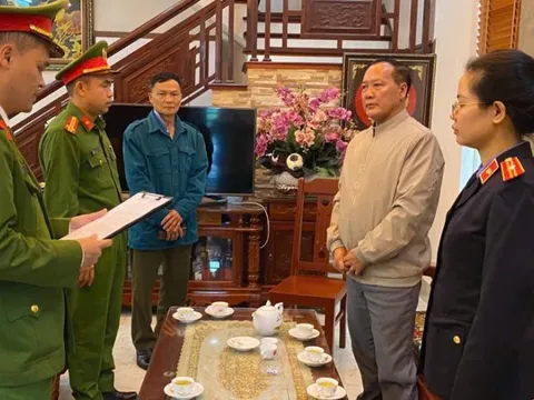 Bắt tạm giam Giám đốc Nguyễn Văn Thấm