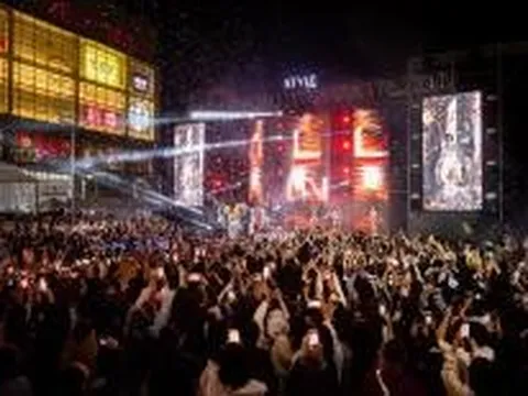 Gen Z Hà thành 'quẩy' hết cỡ tại Single with STYLE, chứng minh sân chơi thời trang đẳng cấp