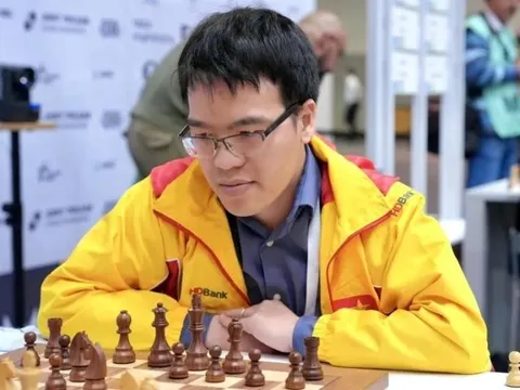 Đại kiện tướng Lê Quang Liêm bị cầm hòa tại trận đầu ở World Cup 2025 cờ vua thế giới