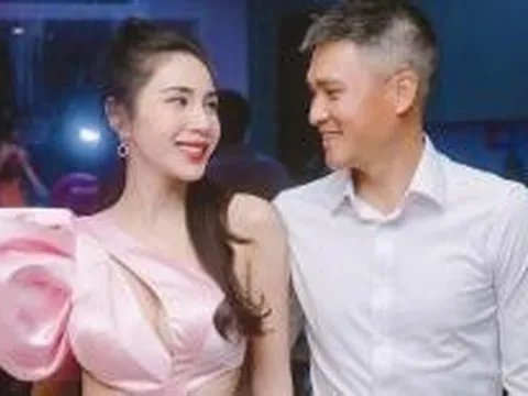 Vợ chồng Thủy Tiên - Công Vinh có dấu hiệu lạ khi gần như 'biến mất' khỏi mạng xã hội