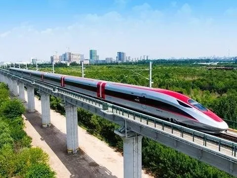 Vay Trung Quốc lãi suất thấp để làm đường sắt cao tốc hơn 7 tỷ USD, nền kinh tế trên 280 triệu dân gánh "cục nợ", Tổng thống tuyên bố chịu trách nhiệm