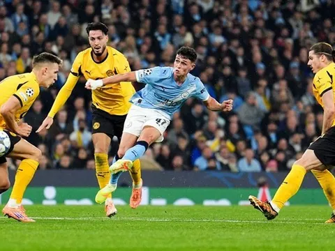 Đã lến lúc Phil Foden trở lại đội tuyển Anh