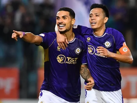 Liên tục ghi bàn, vì sao tân binh nhập tịch Đỗ Hoàng Hên chưa được HLV Kim Sang-sik gọi lên ĐT Việt Nam?