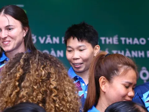 Kim Thanh trở lại trong ngày CLB TP HCM được lãnh đạo động viên trước Cúp C1 nữ châu Á