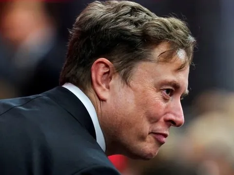 Vừa được chấp nhận gói thưởng 1 nghìn tỷ USD, Elon Musk tuyên bố có thể giúp 'GDP toàn cầu tăng 100 lần'