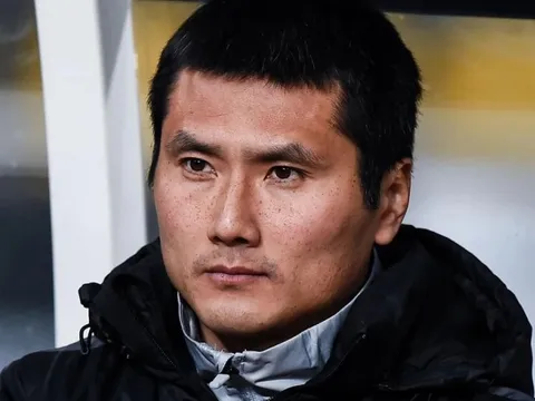 Bóng đá Trung Quốc dậy sóng vì HLV mới: Người được chọn có gì đặc biệt?