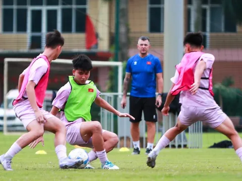 Siêu phẩm đá phạt xuất hiện, tuyển Việt Nam thắng thuyết phục đội bóng Nhật Bản