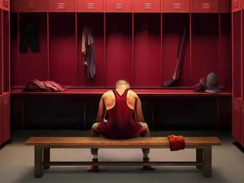 Rùng mình: Bác sĩ thể thao thực hiện 1.430 vụ sờ mó và 47 vụ hiếp dâm VĐV nam trong suốt 2 thập kỉ