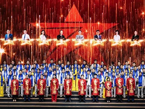 Giải thưởng Sao Đỏ vinh danh doanh nhân trẻ xuất sắc