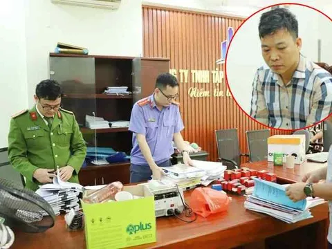 Khám xét, bắt giám đốc Phan Văn Khiến và kế toán Nguyễn Thị Phương