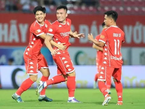 Đội Hải Phòng đẩy Đà Nẵng xuống cuối bảng V-League