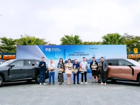 Lynk & Co 08 EM-P: Vì sao khách Việt xuống tiền tỷ nhưng không tiếc?