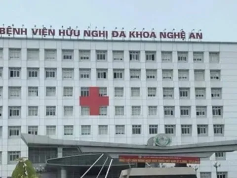 Một bệnh viện thông báo tuyển dụng 268 viên chức