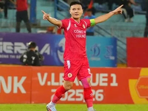 Nguyễn Quang Hải "out trình" khi đội Công an Hà Nội thắng đậm Hà Tĩnh