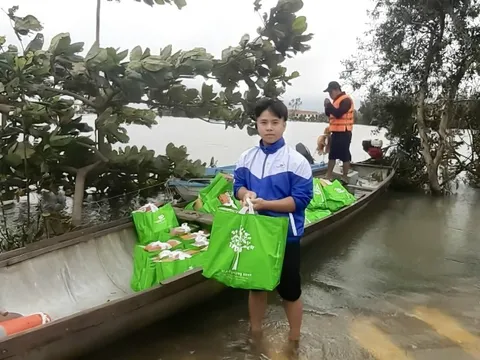 Saigon Co.op ứng phó kịp thời, giữ vững bình ổn hàng hóa vùng lũ